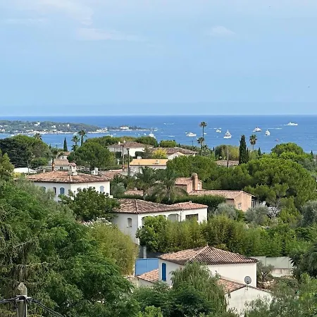 Le Paradis D *